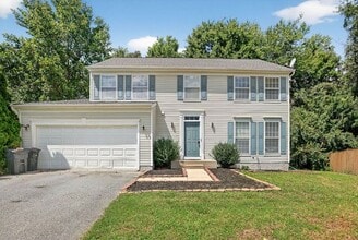 Building Photo - 6602 Squireman Ct