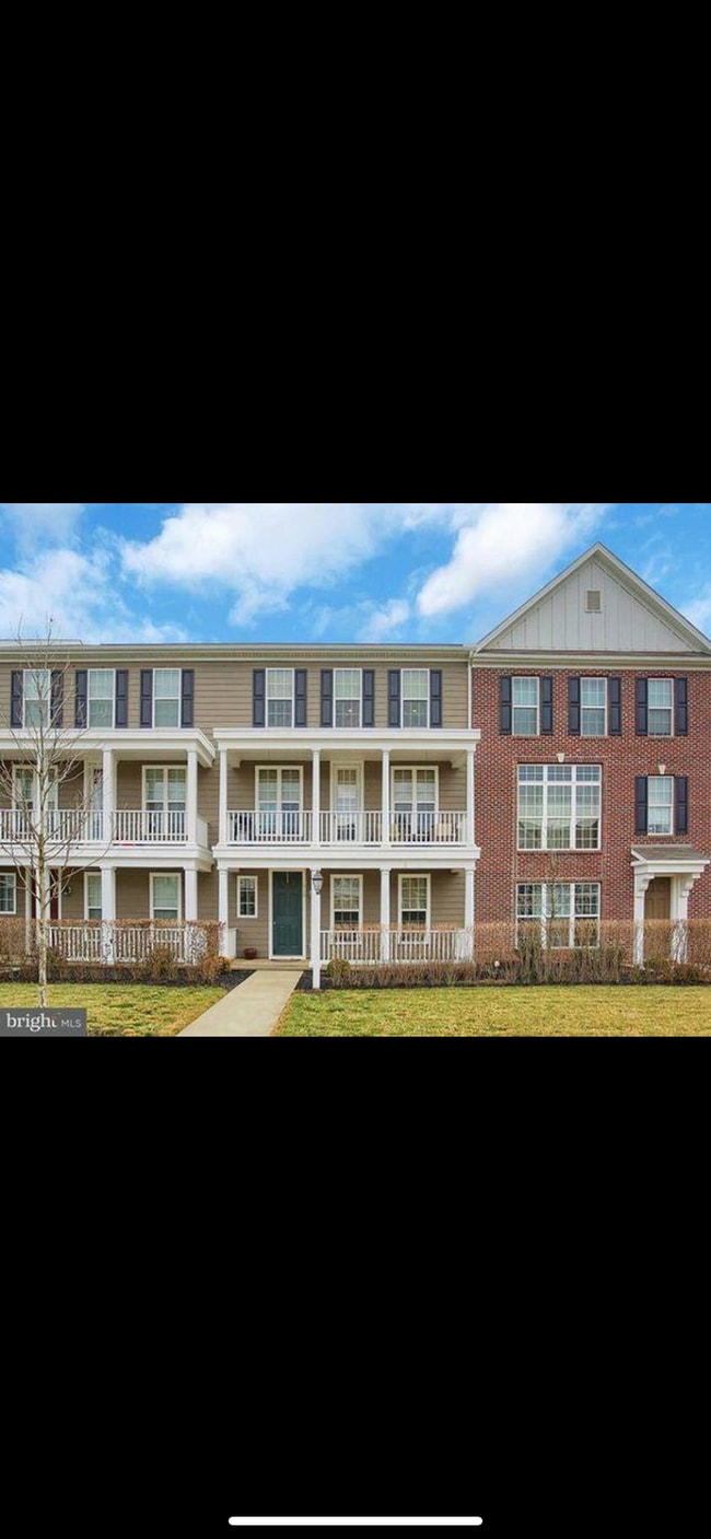 Building Photo - 110 Ellis Alley