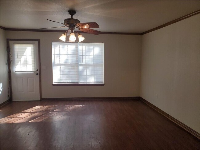 Building Photo - 2953 E Sterling Ct