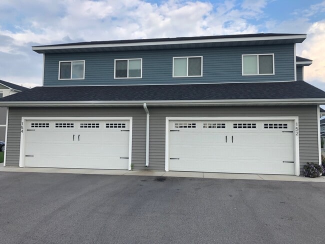 Photo - 129 Linda Path Townhome