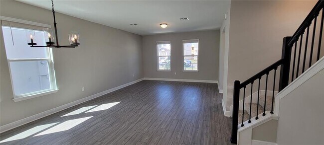 Building Photo - 14396 Braemar St