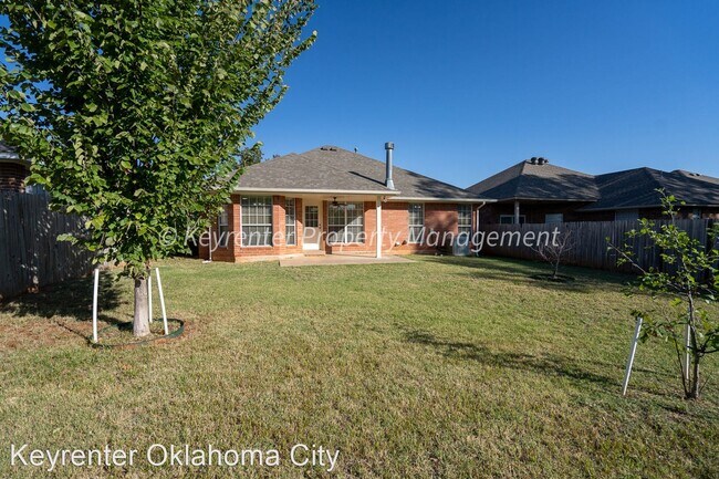 Foto del edificio - 3 br, 2 bath House - 2032 Emerald Brook Ct