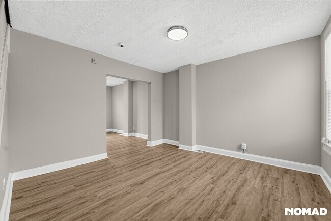 Foto del edificio - 3302 Elmley Ave