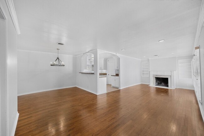 Building Photo - 4812 Wateka Dr