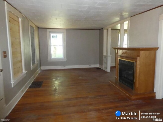 Building Photo - 2 br, 1 bath House - 1429 W Antoinette St