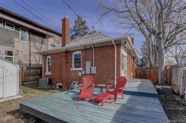 Building Photo - 4415 Stuart St