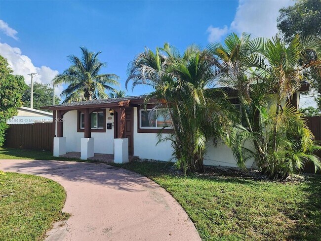 Foto del edificio - 845 NW 199th St