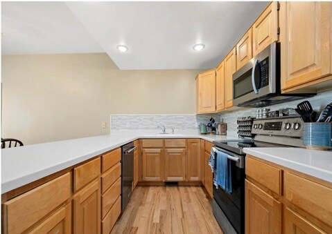 Foto del edificio - 553 N Seven Peaks Blvd