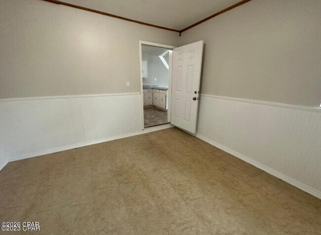 Building Photo - 102 Hershel Ct