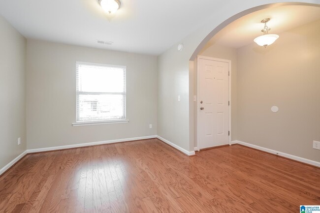 Building Photo - 90 Briar Ridge Ln