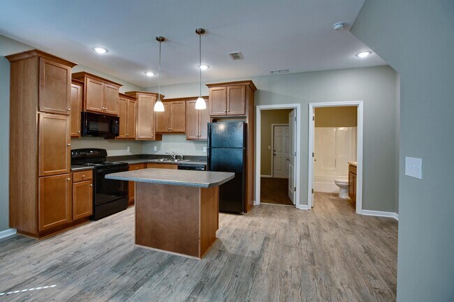 Foto del edificio - 2202 Cedarbrook Ct