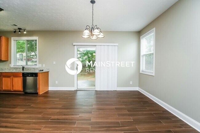 Foto del edificio - 3 Bedroom Pet-Friendly Home in Canton, GA with Main Street Renewal