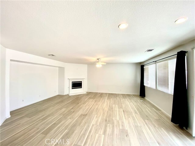 Foto del edificio - 11249 Alexandria St