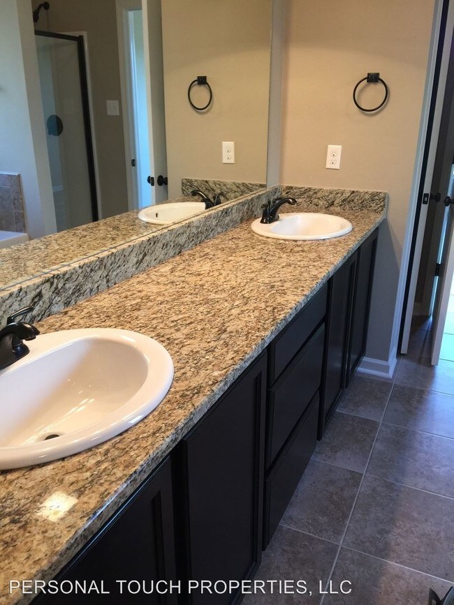 Foto del edificio - 3 br, 2 bath House - 8618 Summer Grove