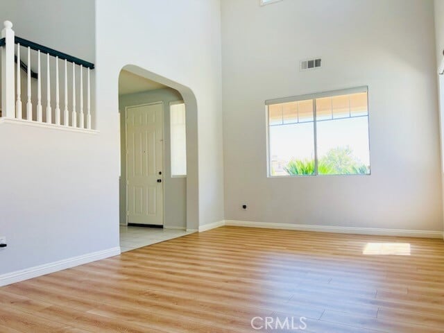 Foto del edificio - 1420 Lovat Ct