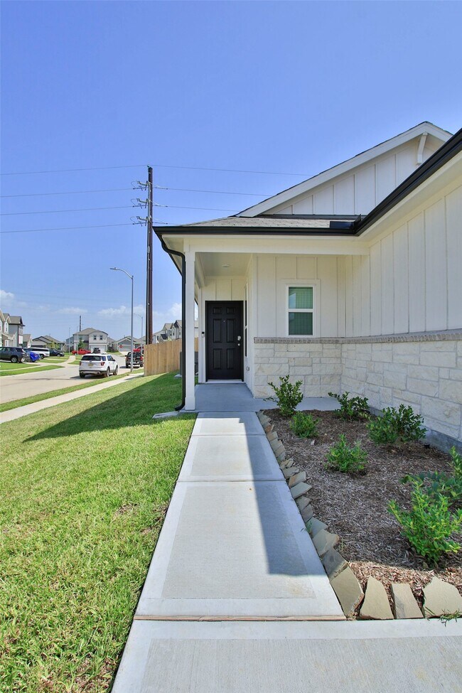 Foto del edificio - 23539 Weir Box Rd