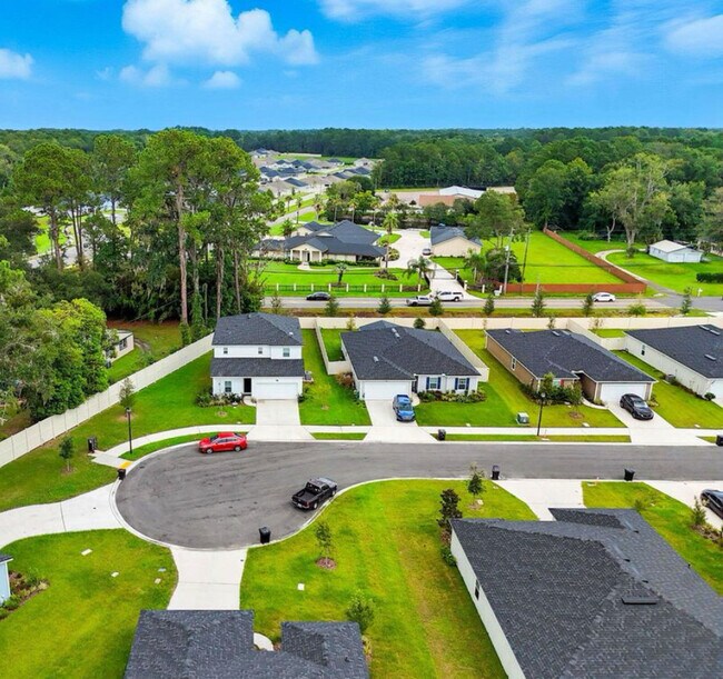 Foto del edificio - 2127 Sweet Pine Ct