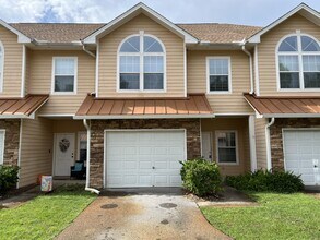 Building Photo - 732 E Mack Bayou Dr