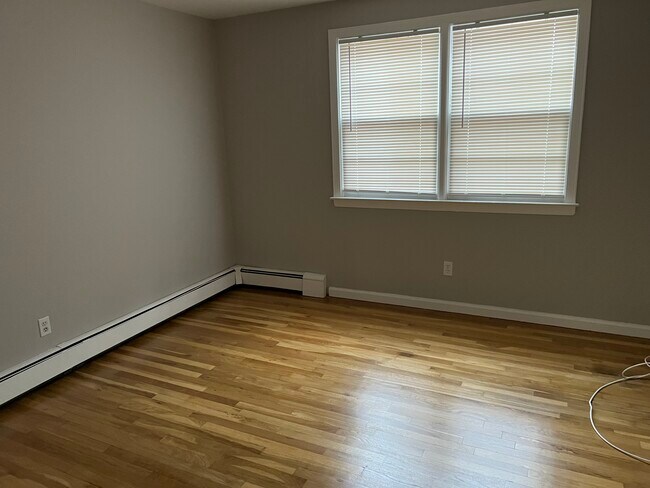 Bedroom - 301 Rich Ave