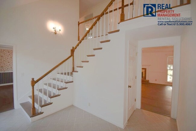 Building Photo - 2307 Londonderry Dr