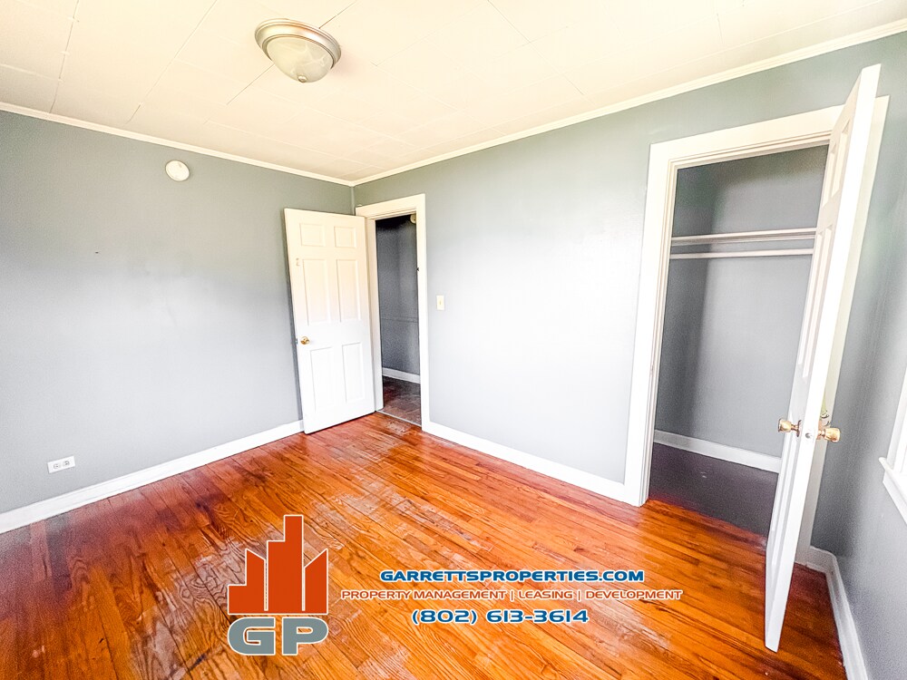 Foto principal - 69 Pumping Station Dr