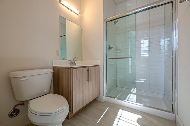 Interior Photo - Greenview Millhouse