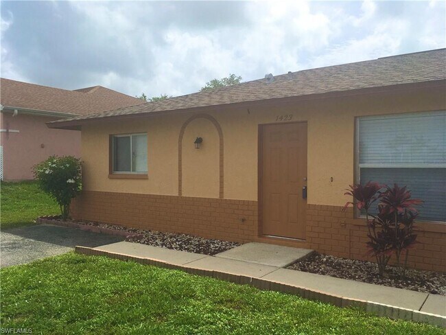 Foto del edificio - 1423 Andalusia Blvd