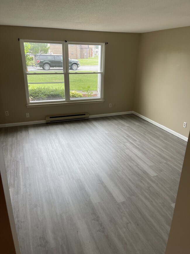 Foto del edificio - 2716 Alder Creek Dr S