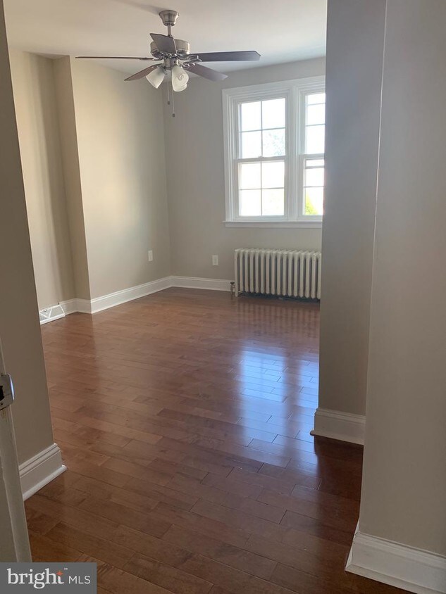 Foto principal - 2339 E Allegheny Ave