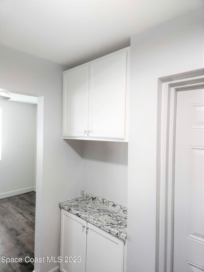 Foto del edificio - 8401 N Atlantic Ave