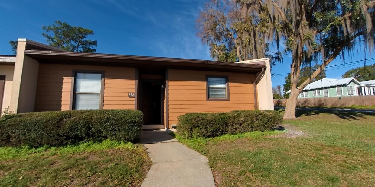 Foto principal - 992 S Marion Ave
