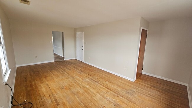 Building Photo - 1337 Salem Ave