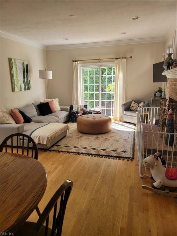 Building Photo - 1102 Cambridge Crescent