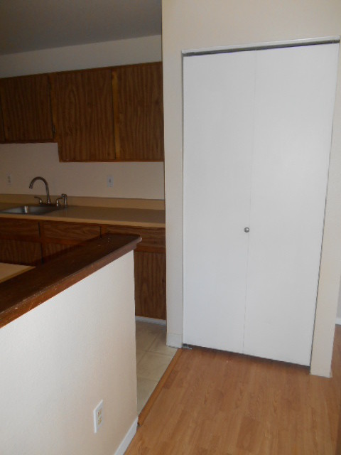 Building Photo - 4501 E Boardwalk Dr