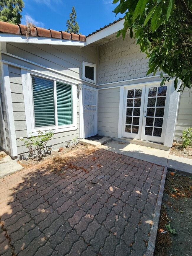 Photo - 14104 Hillcrest Dr House