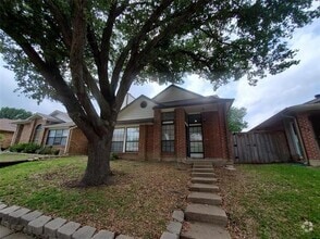 Building Photo - 417 Antietam Way