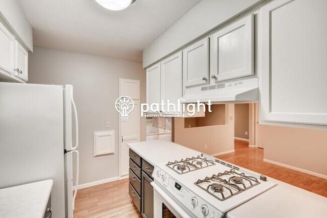 Building Photo - 16566 Foliage Avenue West, Lakeville, MN, ...