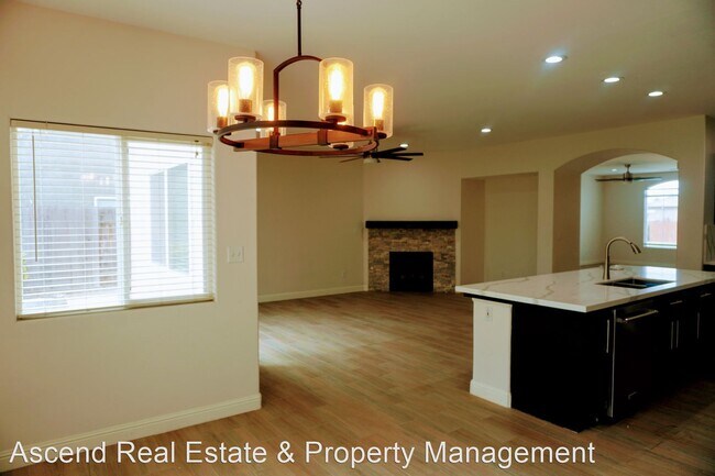Building Photo - 4 br, 2 bath House - 6808 Rangeview