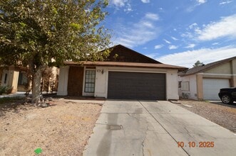 Building Photo - 90 Parrish Ln