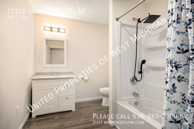 Foto del edificio - 13100 Old 14 Mile Rd NE-