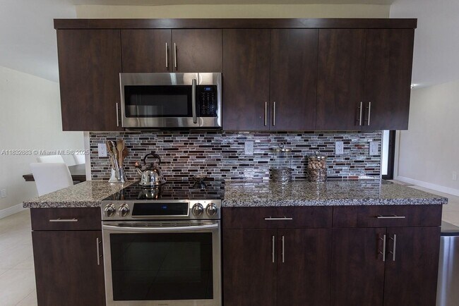 Foto del edificio - 9710 SW 185th Terrace