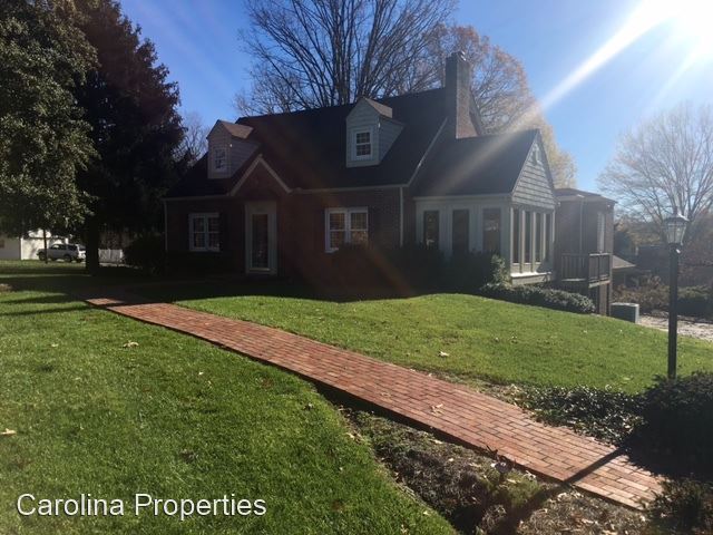 Building Photo - 3 br, 2.5 bath House - 342 Forest Hills Dr