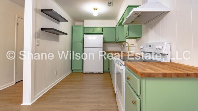 Foto del edificio - 250 Cheyenne Trail NW