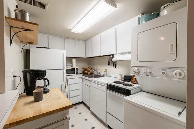 Foto del edificio - 1611 Corcoran St NW