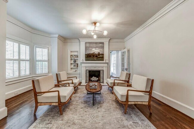 Foto del edificio - 57 Northwood Ave NE