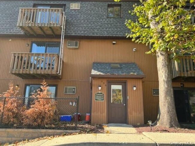 Building Photo - 296 High Ave