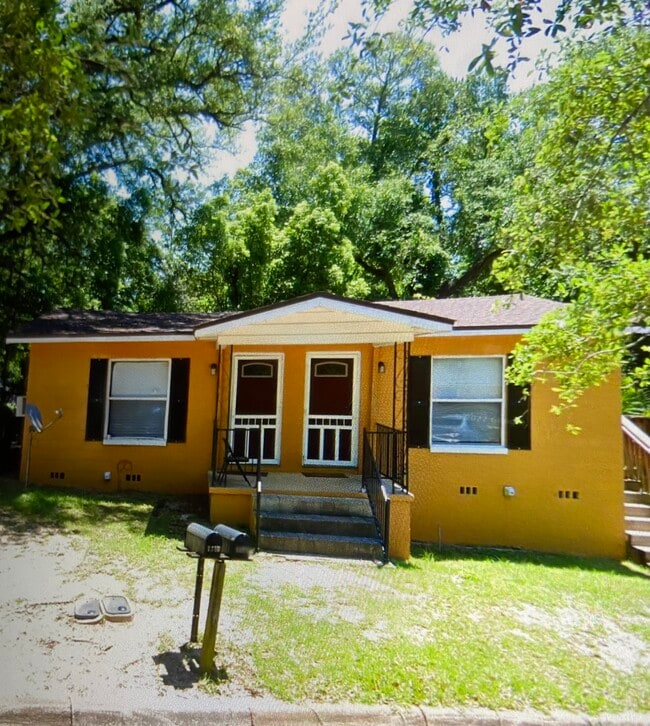 Building Photo - 1315 Idaho Ct