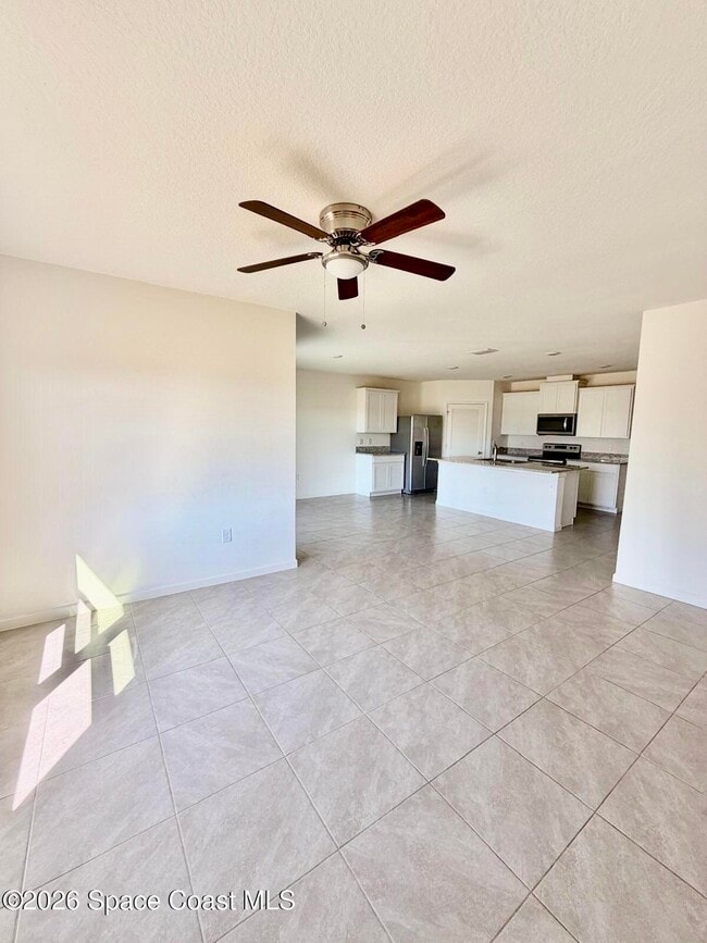 Building Photo - 3636 Aberdeen Dr SE