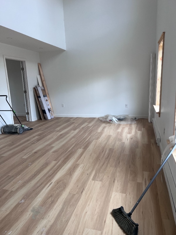 Building Photo - 254 Lincoln St