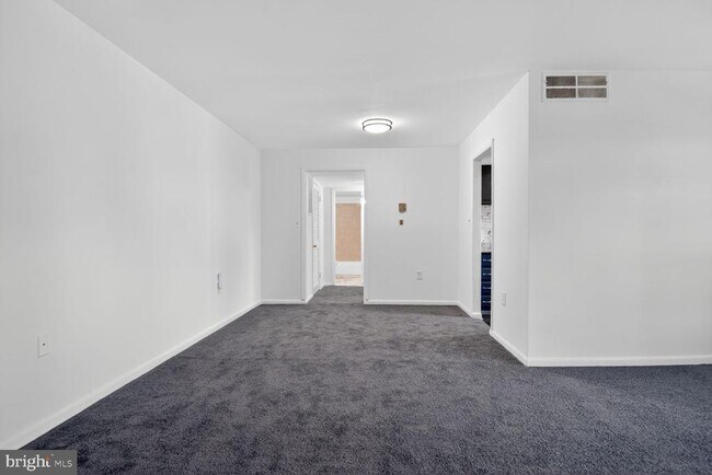 Foto del edificio - 9483 Fairfax Blvd